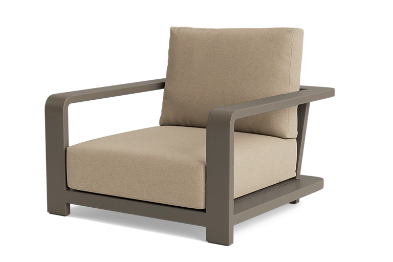 Everest lounge chair